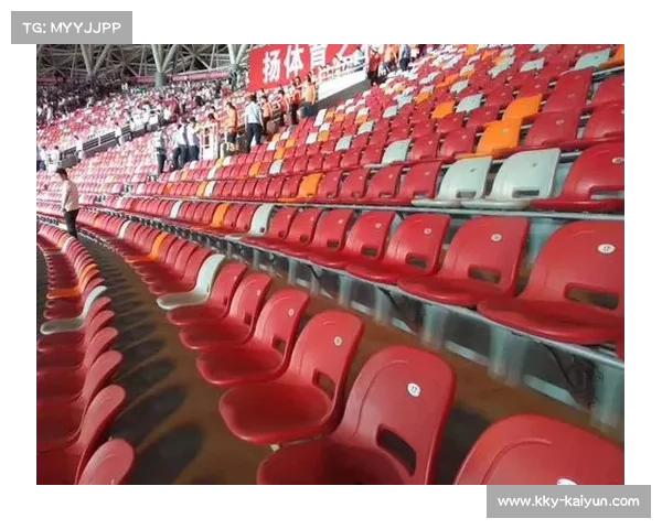 加乐镇排球联赛实践新风尚,观众为主客队同献掌声 加乐镇排球联赛实践新风尚,观众为主客队同献掌声